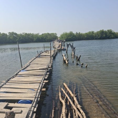 L'un des ponts reconstruits