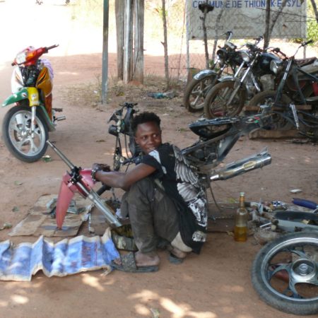 réparateur de motocyclettes