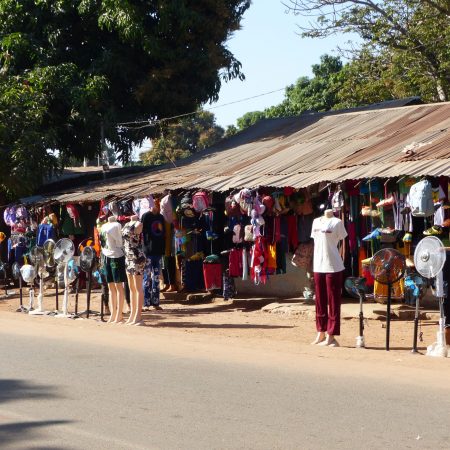 magasin sur la rue principale